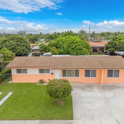 5354 W 4 Th Ln, Hialeah, FL 33012