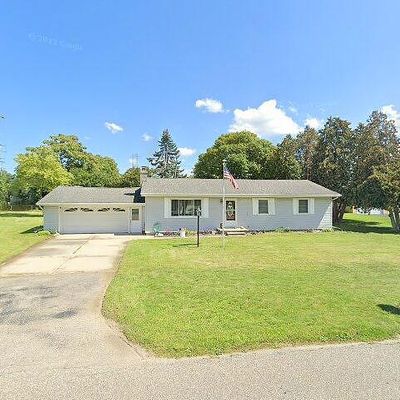 537 Saint James St, Marysville, MI 48040