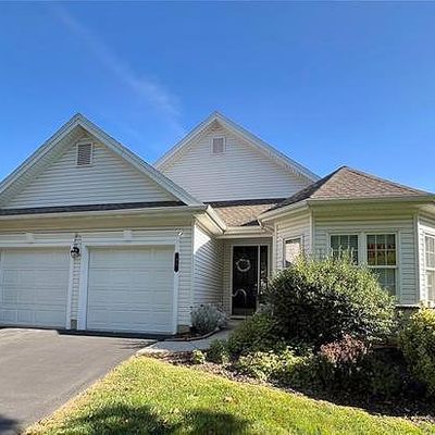 54 Glenmoor Cir S, Easton, PA 18045