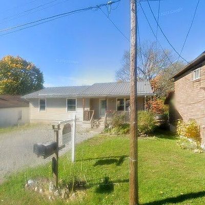 547 Locust St, Leechburg, PA 15656