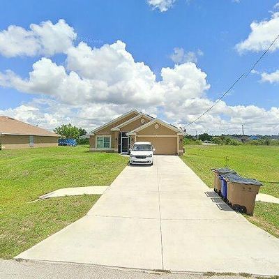 550 Windermere Dr, Lehigh Acres, FL 33972