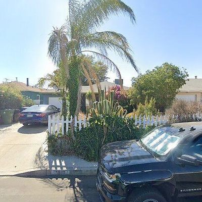 5647 Satsuma Ave, North Hollywood, CA 91601