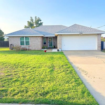 706 Frank Davis Ave, Coahoma, TX 79511