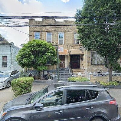 706 Ashford St, Brooklyn, NY 11207