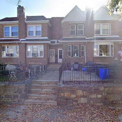 7161 Glenloch St, Philadelphia, PA 19135