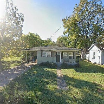 720 W Victor St, Poplar Bluff, MO 63901