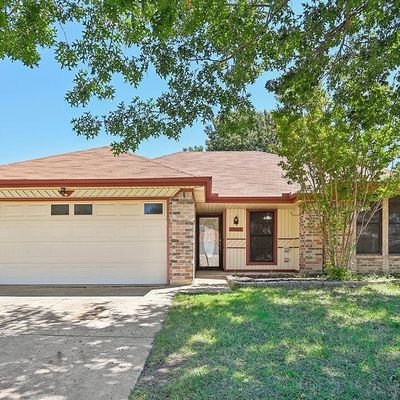 7204 Kary Lynn Dr E, Watauga, TX 76148