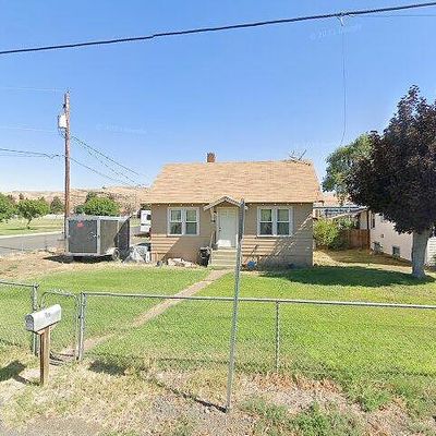 721 Hathaway St, Yakima, WA 98902