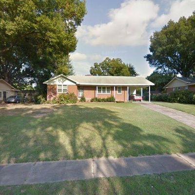 7228 Renda St, Millington, TN 38053