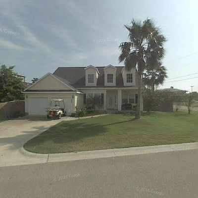 730 North St, Port Aransas, TX 78373