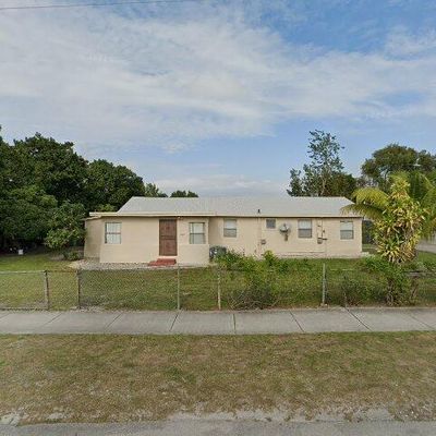 7718 Nw 14 Th Pl, Miami, FL 33147