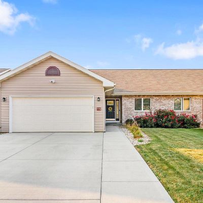 775 Edenberry Ln, Oregon, WI 53575