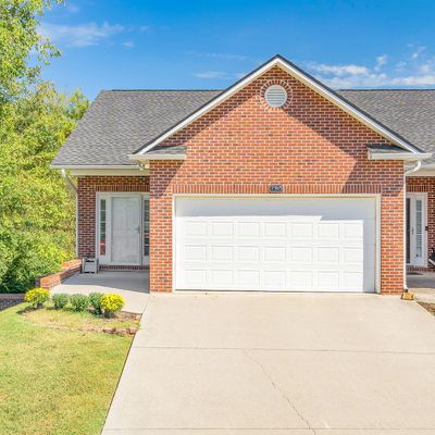 7915 Valley Park Ln, Knoxville, TN 37909