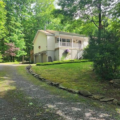 8 Teaberry Ln, Jim Thorpe, PA 18229