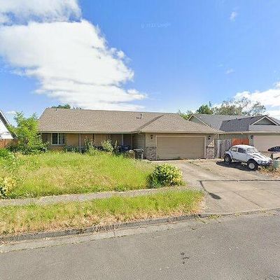 653 Cedar St, Independence, OR 97351