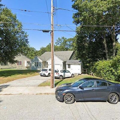 66 Lynwood Dr, Willimantic, CT 06226