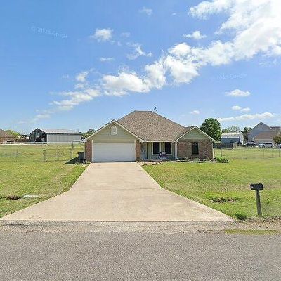 6623 Meadow Ridge Cir, Nevada, TX 75173