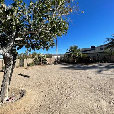 6655 Split Rock Ave, Twentynine Palms, CA 92277