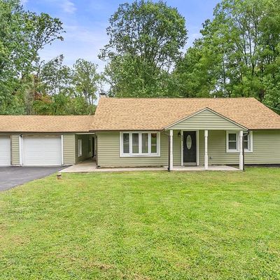 668 State Rd, West Grove, PA 19390