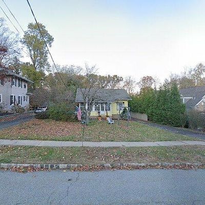 67 Hillside Ave, Florham Park, NJ 07932