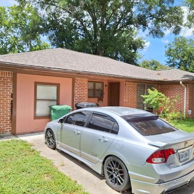 6814 Edgemoor Dr, Houston, TX 77074