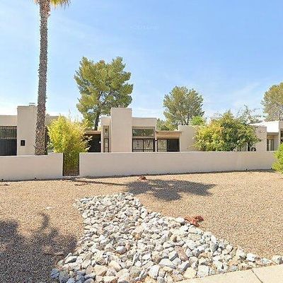 6886 E Dorado Ct, Tucson, AZ 85715