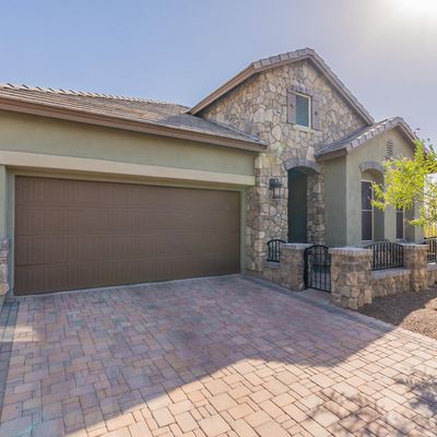 6911 E Russell St, Mesa, AZ 85207