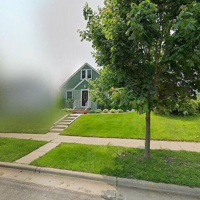 692 Clear Ave, Saint Paul, MN 55106