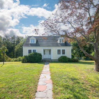 7 Ellen Ward Rd, Waterford, CT 06385