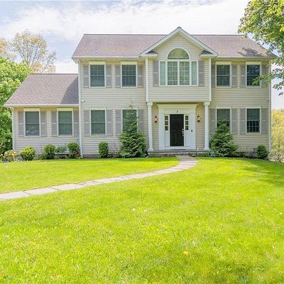 7 Palmer Rd, Danbury, CT 06811