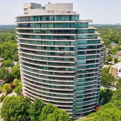 700 Park Regency Pl Ne, Atlanta, GA 30326