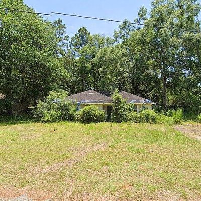 8781 Dutchman Woods Dr, Mobile, AL 36695