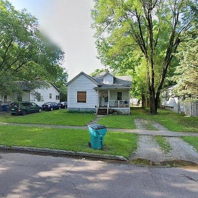 910 W Scott St, Springfield, MO 65802