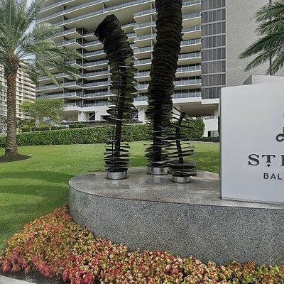 9705 Collins Ave #2204 N, Bal Harbour, FL 33154