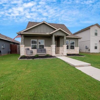 803 East St, Hutto, TX 78634