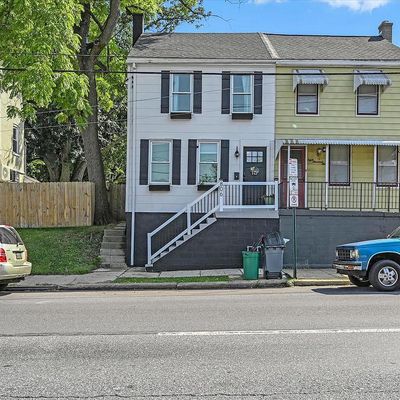 806 E Chestnut St, Lancaster, PA 17602