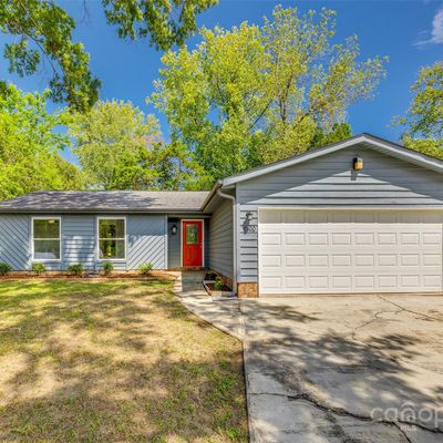 8100 Beechwood Ter, Charlotte, NC 28226