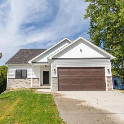 815 23 Rd St, Monroe, WI 53566