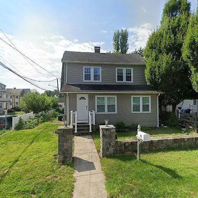 82 Congress St, Stamford, CT 06902