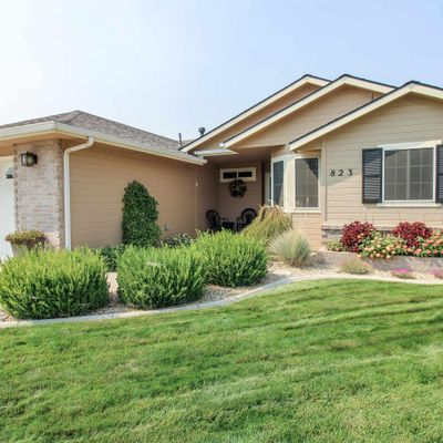 823 N Bristol St, Nampa, ID 83651