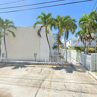 824 Raymond St, Miami Beach, FL 33141