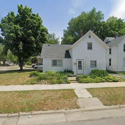 825 2 Nd Ave Nw, Faribault, MN 55021