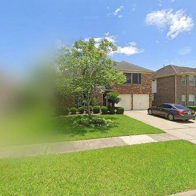 827 Citation Dr, Stafford, TX 77477