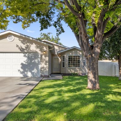 827 Mason Loop, Nampa, ID 83686