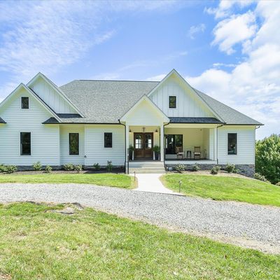 8380 Willett Ln, Bent Mountain, VA 24059