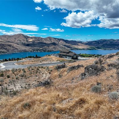 846 Long Dr, Chelan, WA 98816