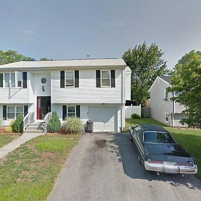 10 Sadler St, North Providence, RI 02911