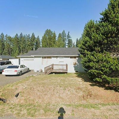 100 E Belwood Ln, Allyn, WA 98524