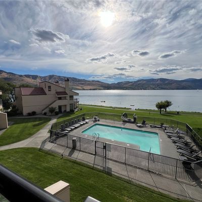 100 Lake Chelan Shores Dr, Chelan, WA 98816