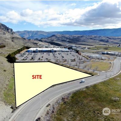 100 N Apple Blossom Dr, Chelan, WA 98816